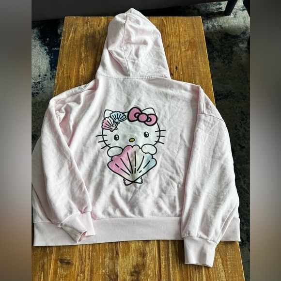 Forever 21 x Hello Kitty Mermaid Hoodie/ shorts set - Picture 3 of 11